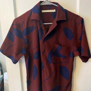 Shades of Grey by Micah Cohen purple camp collar button down with leaf print XS